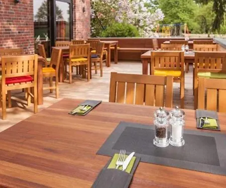 Oda ve Kahvaltı Restaurant Zur Linde 3*
